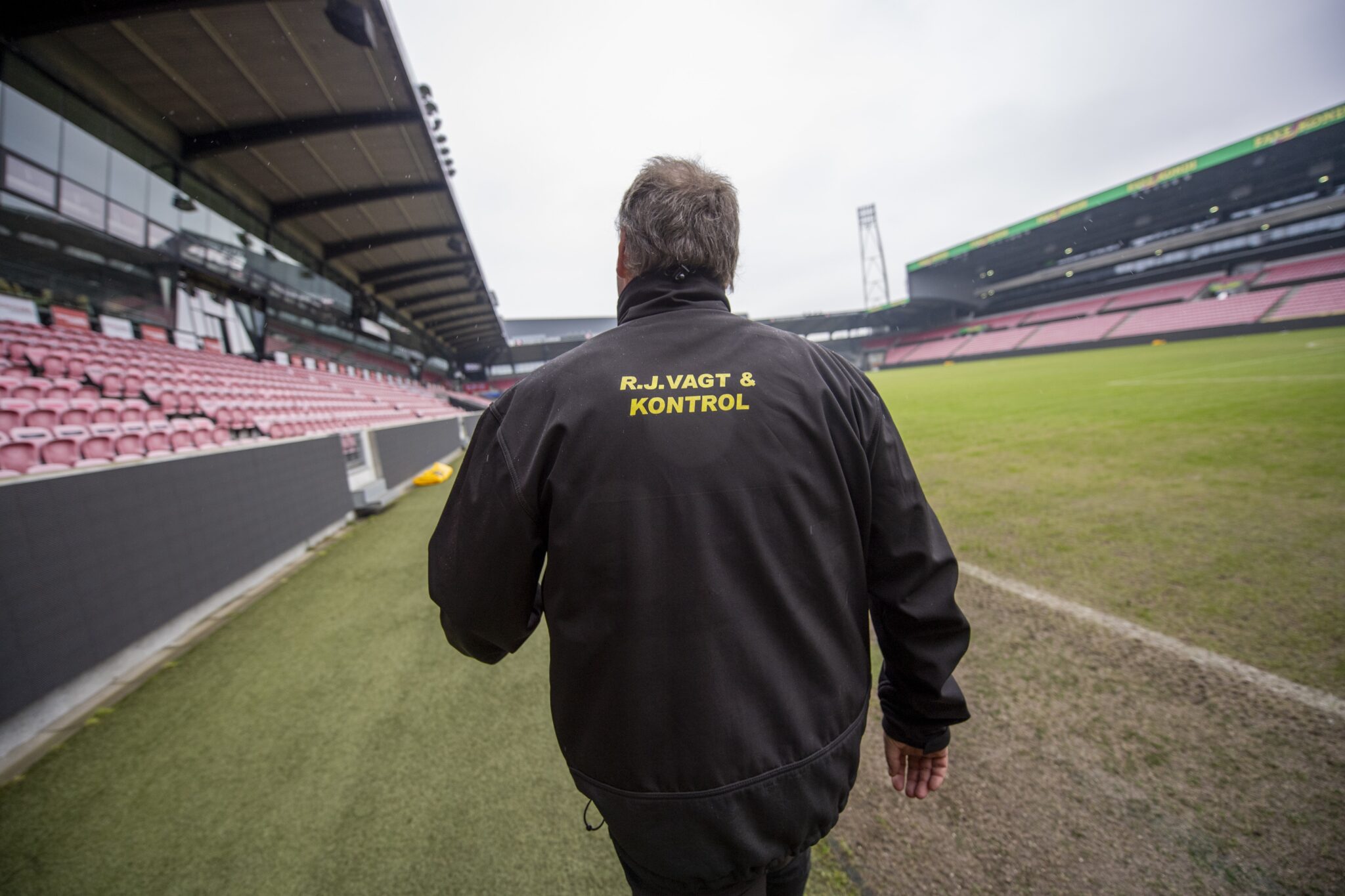 Foldboldvagt fra RJ Security Vagt & Kontrol